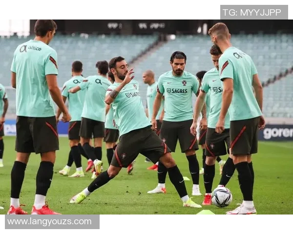 广州足球队在世界杯预选赛中的表现分析与比赛经验总结 广州足球队在世界杯预选赛中的表现分析与比赛经验总结