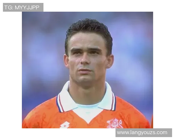 日本足球明星成名之路从青涩少年到国际舞台的辉煌历程